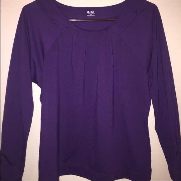 a.n.a Tops - Beautiful ....a.n.a size L long sleeve purple